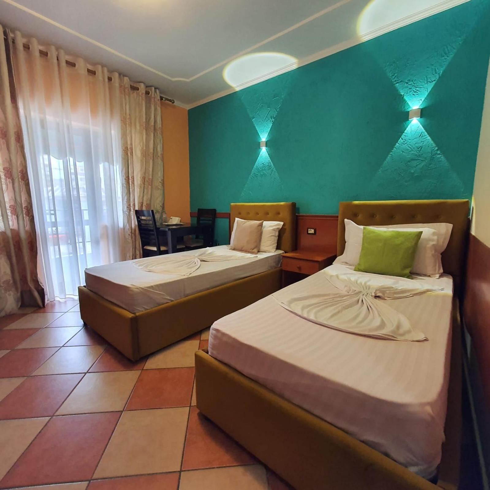 Quick Stop Hotel Tirana Exterior foto