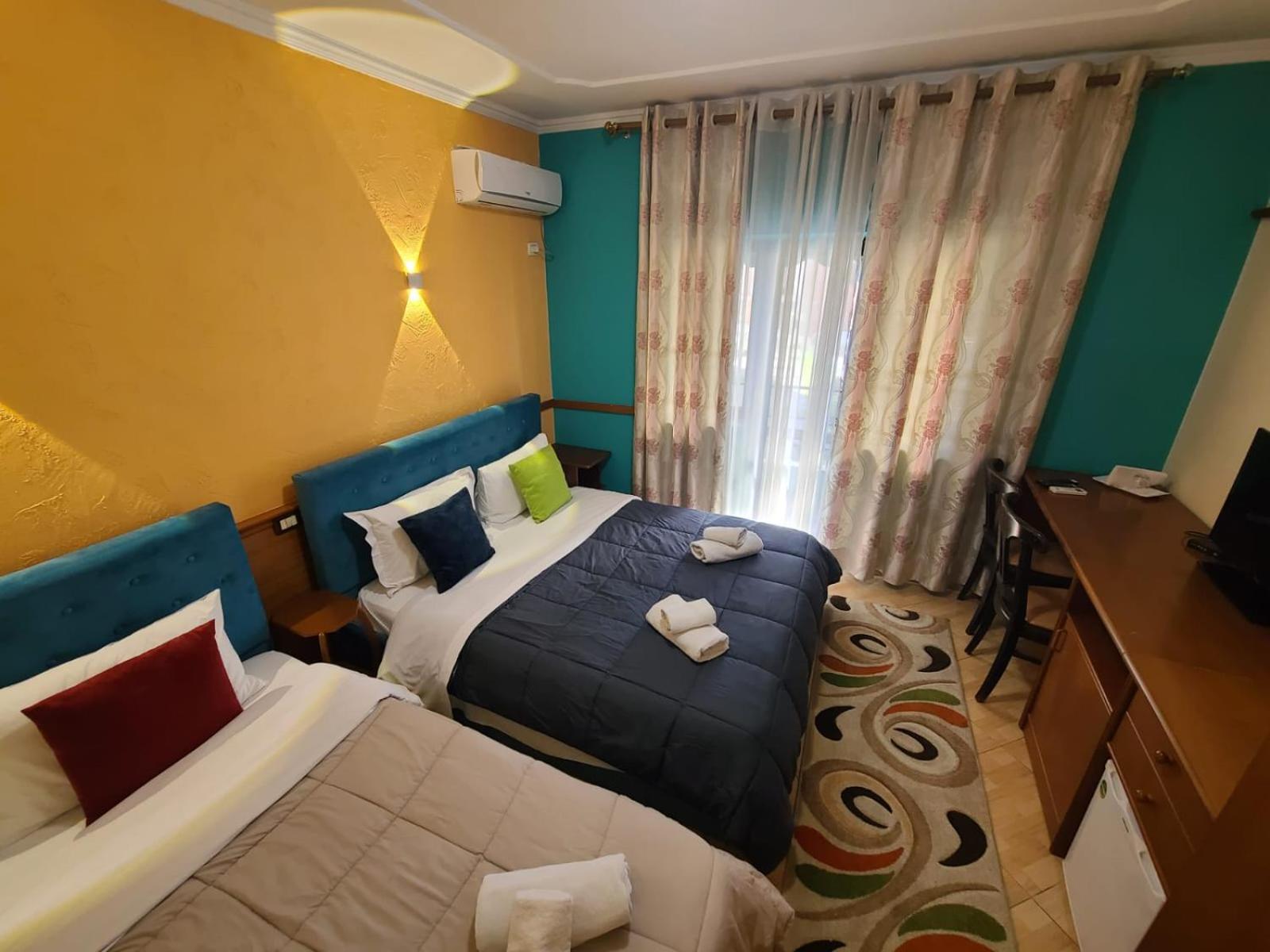 Quick Stop Hotel Tirana Exterior foto